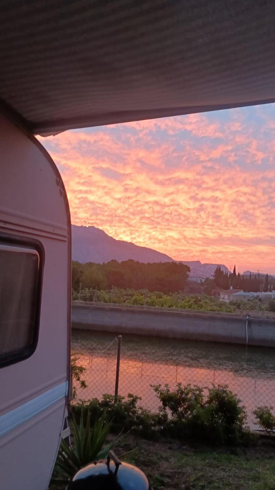 Caravana- Glamping Casa Tortuga La Nucía Eksteriør billede